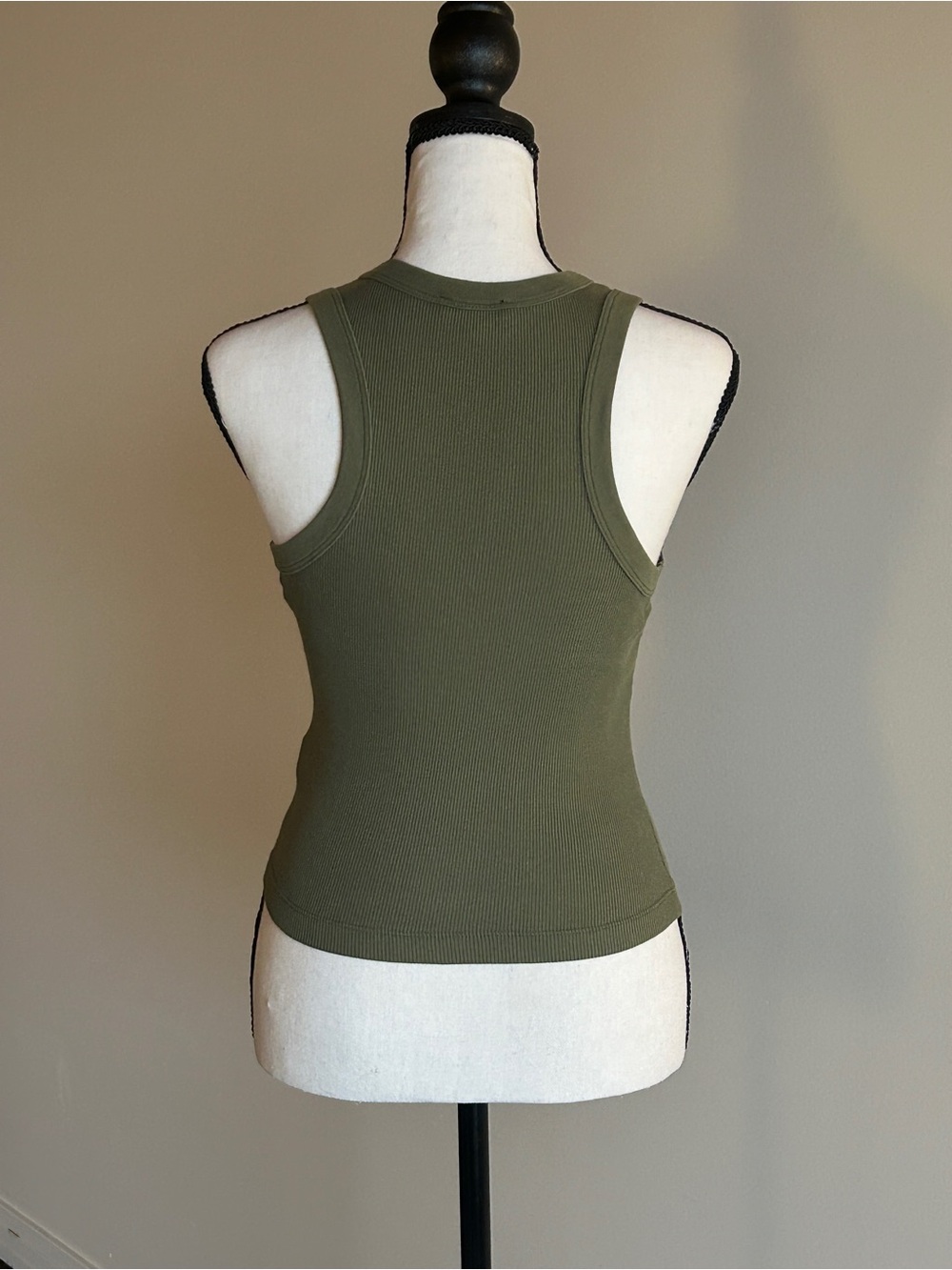 Dynamite Olive Green Ribbed Razorback Tank Top Small - Picture 4 of 7